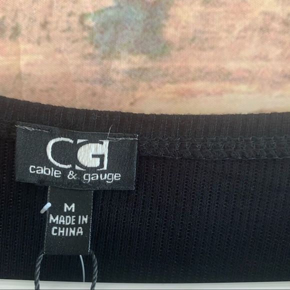 SzM Cable & Gauge Black Long Sleeve Top NWT - Picture 4 of 4